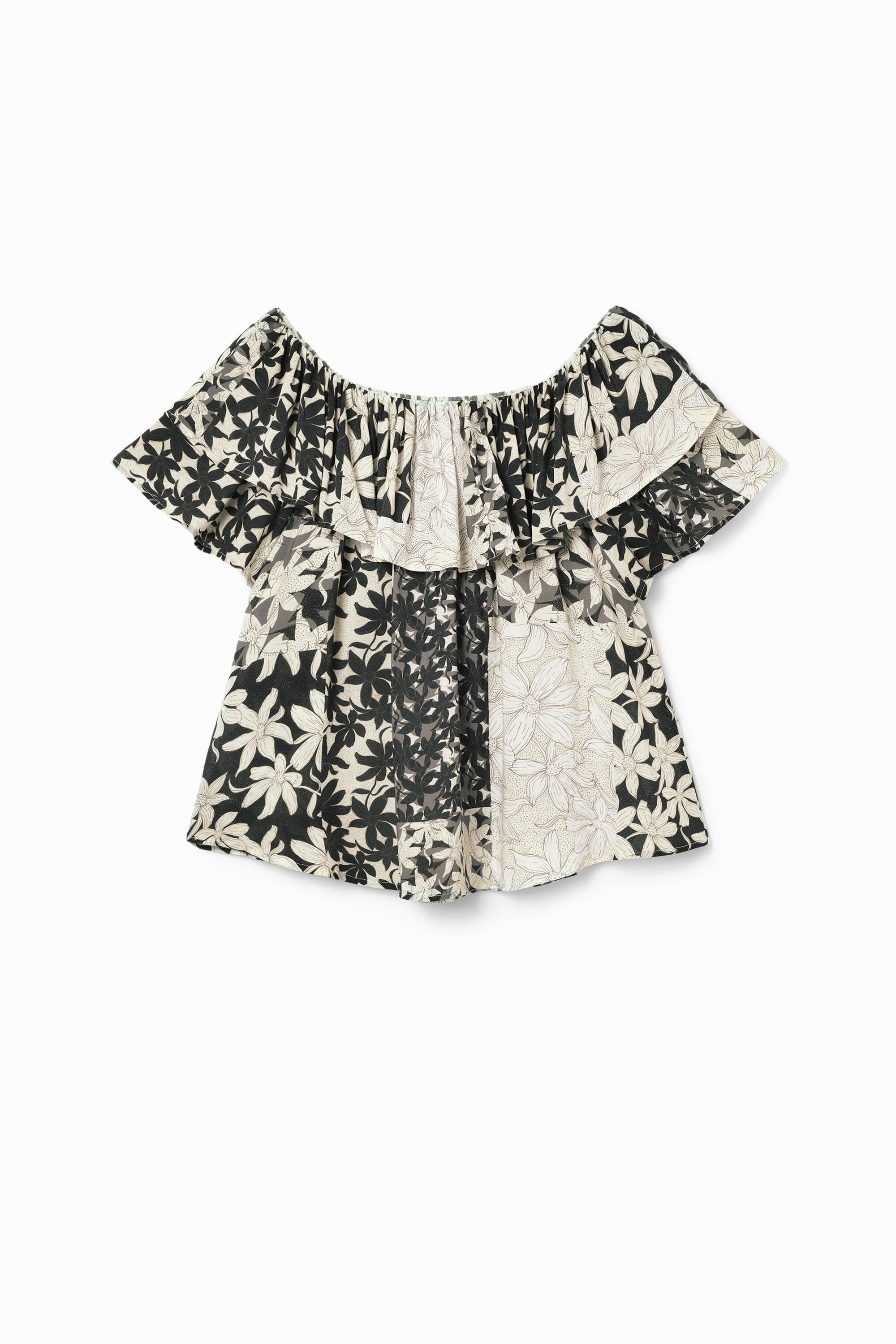 Blusa Desigual con parches y volantes Blusa Desigual con parches y volantes
