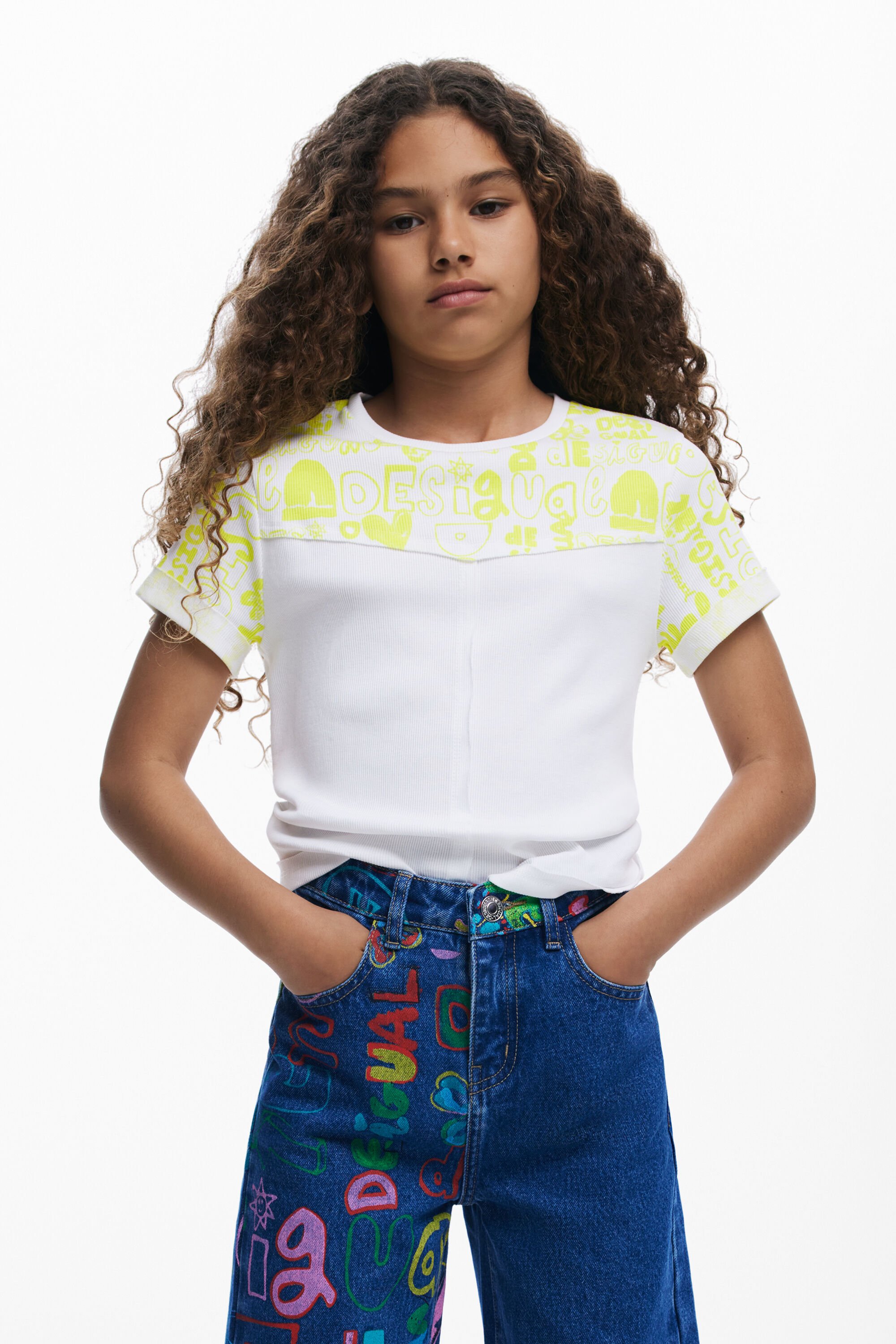 Camiseta manga corta lettering fehombre Desigual