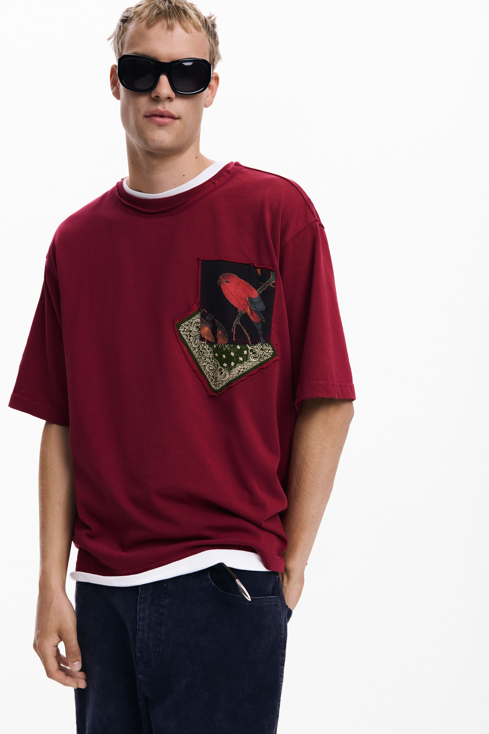 Camiseta de hombre Desigual con parches de pájaro