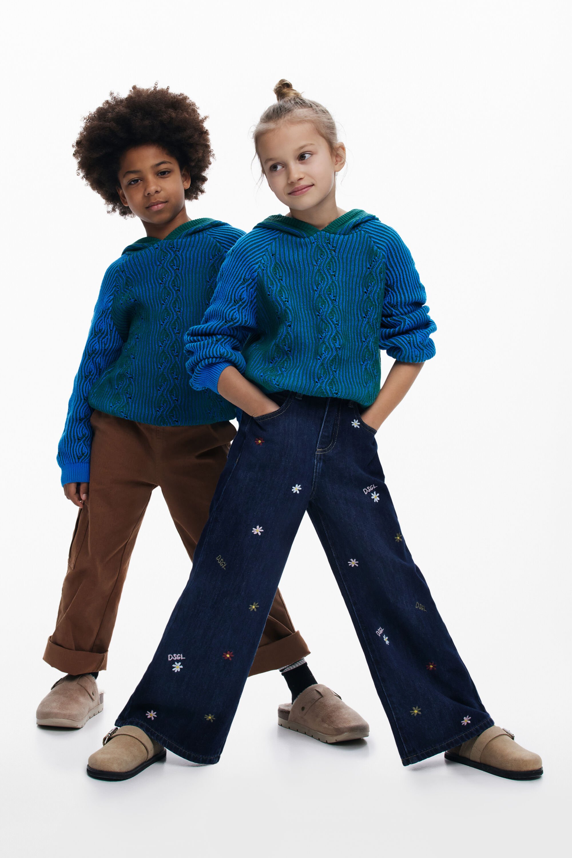 Desigual Jersey con capucha