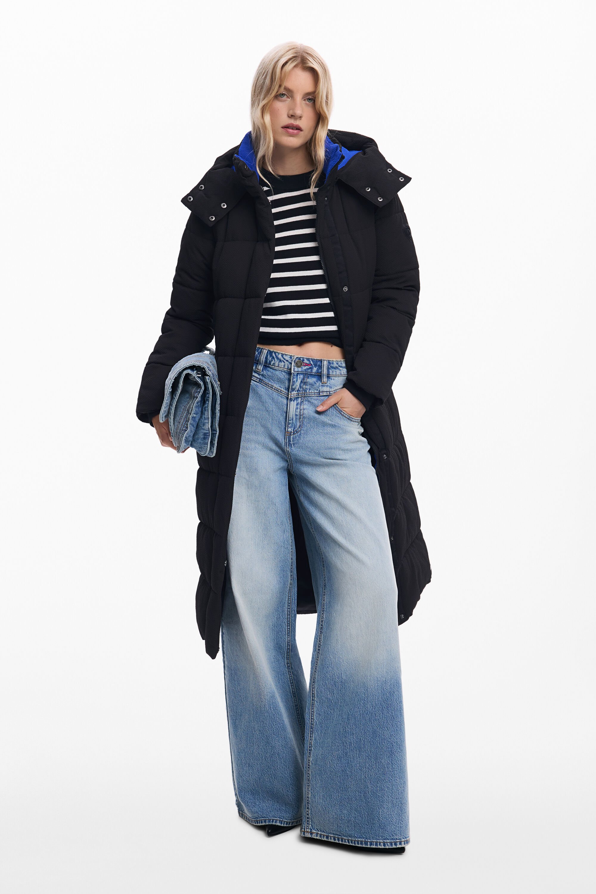 Desigual Chaqueta acolchada larga con cinturón