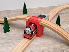 Soporte de puente de arco para vías de tren de madera compatible con Brio, Lillabo y Bigjigs