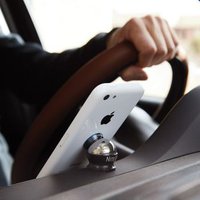 Soporte de coche para móvil de aluminio