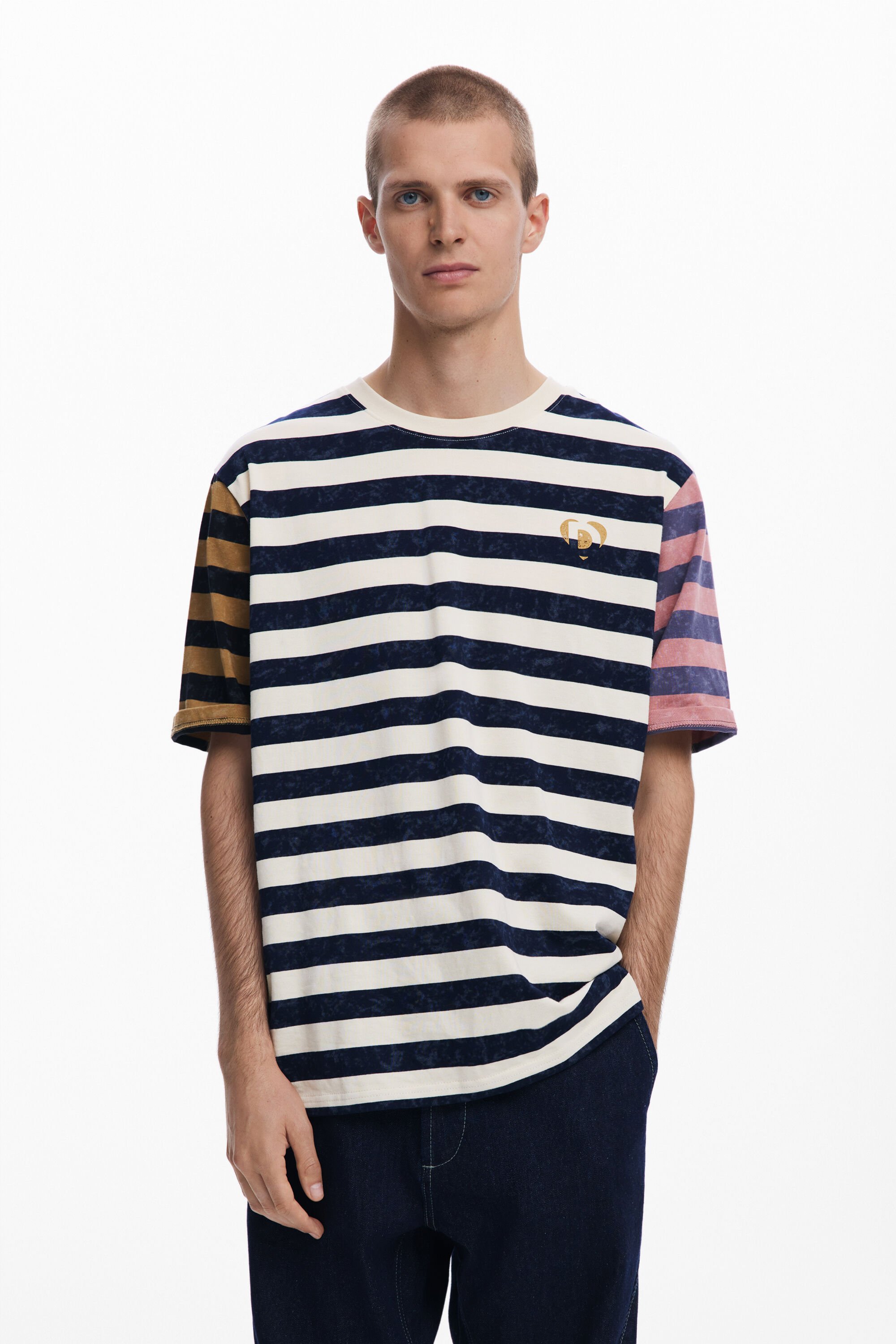Camiseta de rayas y logo para hombre Desigual