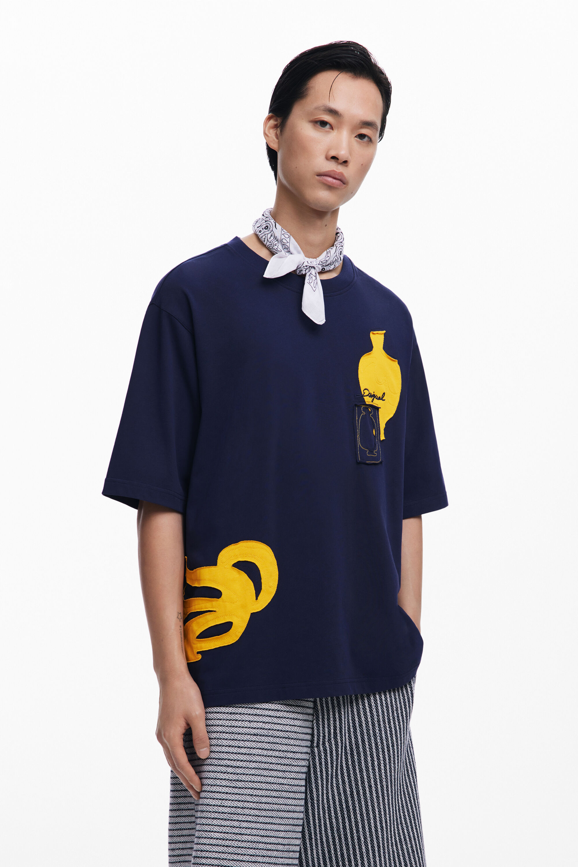 Camiseta Desigual Jarrones Hombre