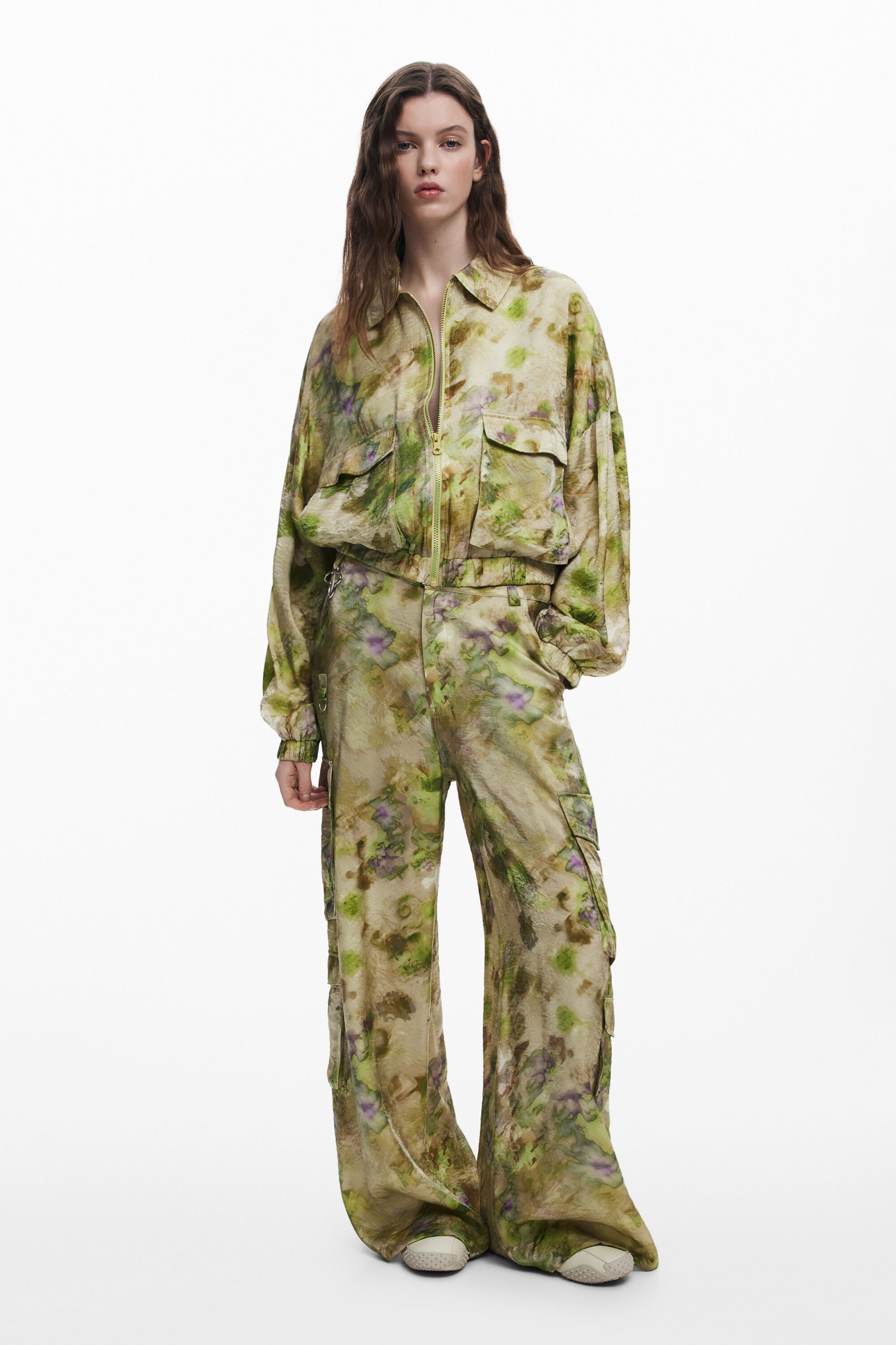 Pantalón cargo satinado Collina Strada mujer