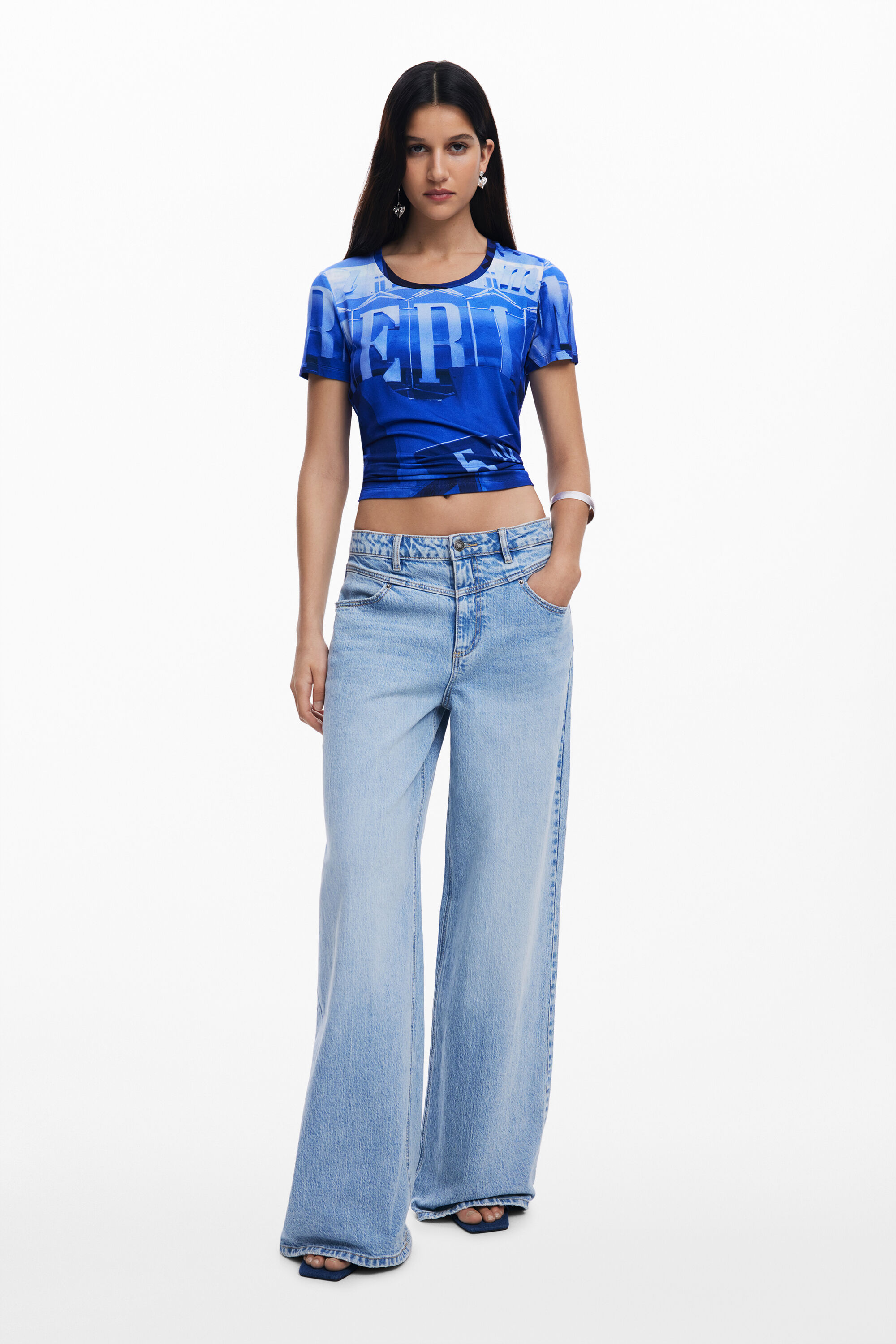 Desigual Vaquero Wide Leg cintura V mujer Desigual Vaquero Wide Leg cintura V mujer