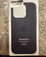 Funda de Silicona Original Apple con MagSafe para iPhone 15 Pro