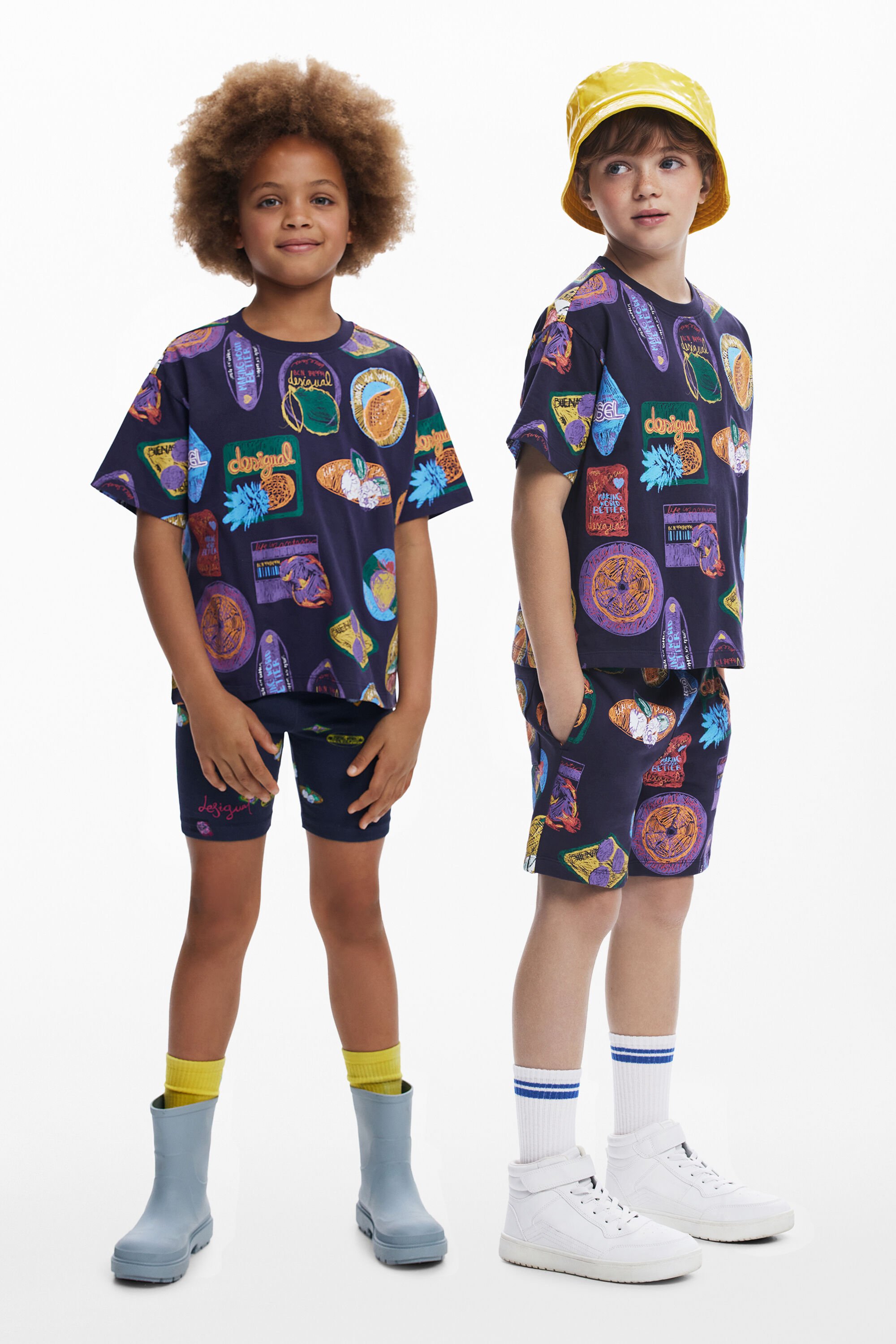 Camiseta Desigual con sellos, manga corta para hombre