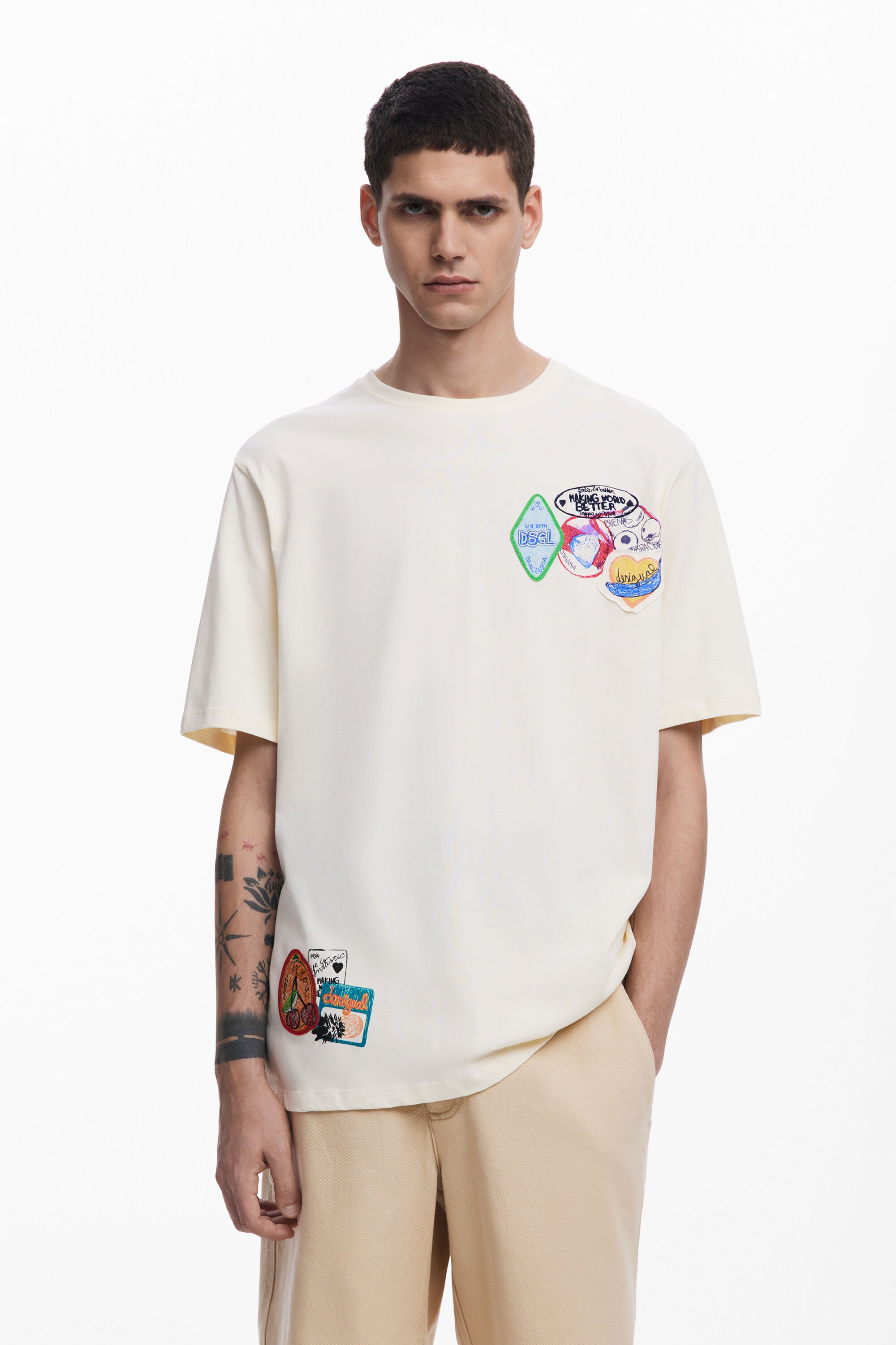 Camiseta bordada de manga corta para hombre Desigual