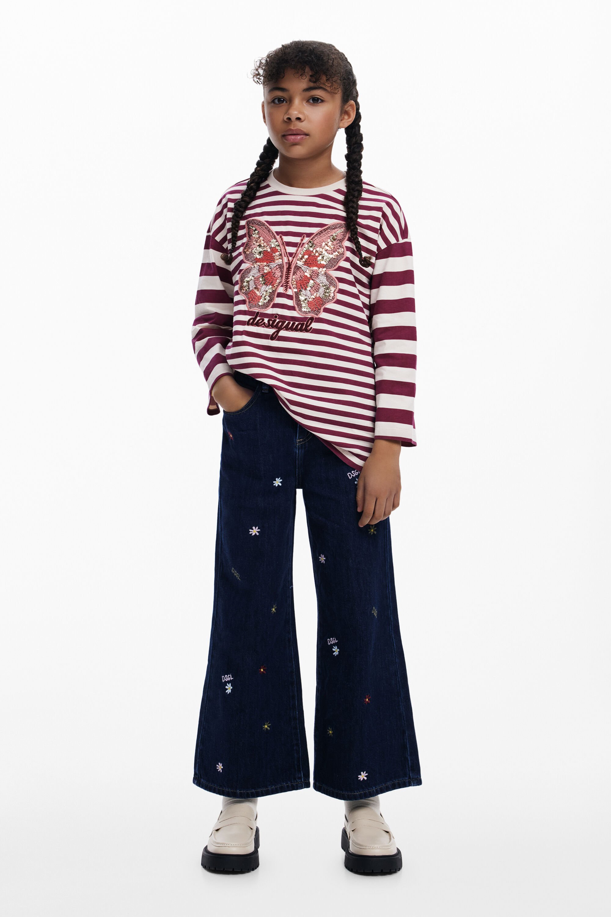 Camiseta de Rayas con Mariposa y Cuentas "Fe Hombre" de Desigual