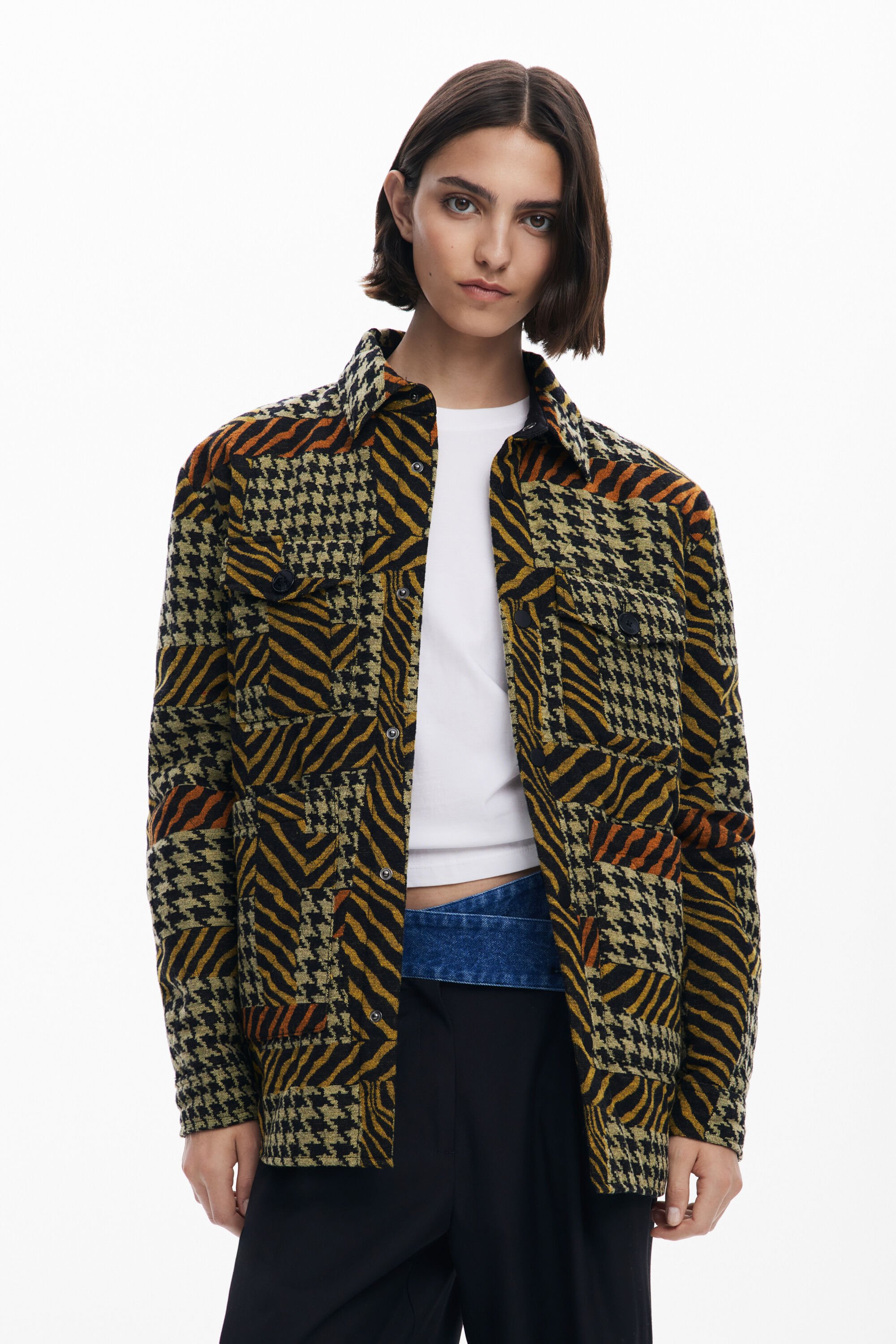 Chaqueta Desigual diseñada por Mr. Christian Lacroix para hombre