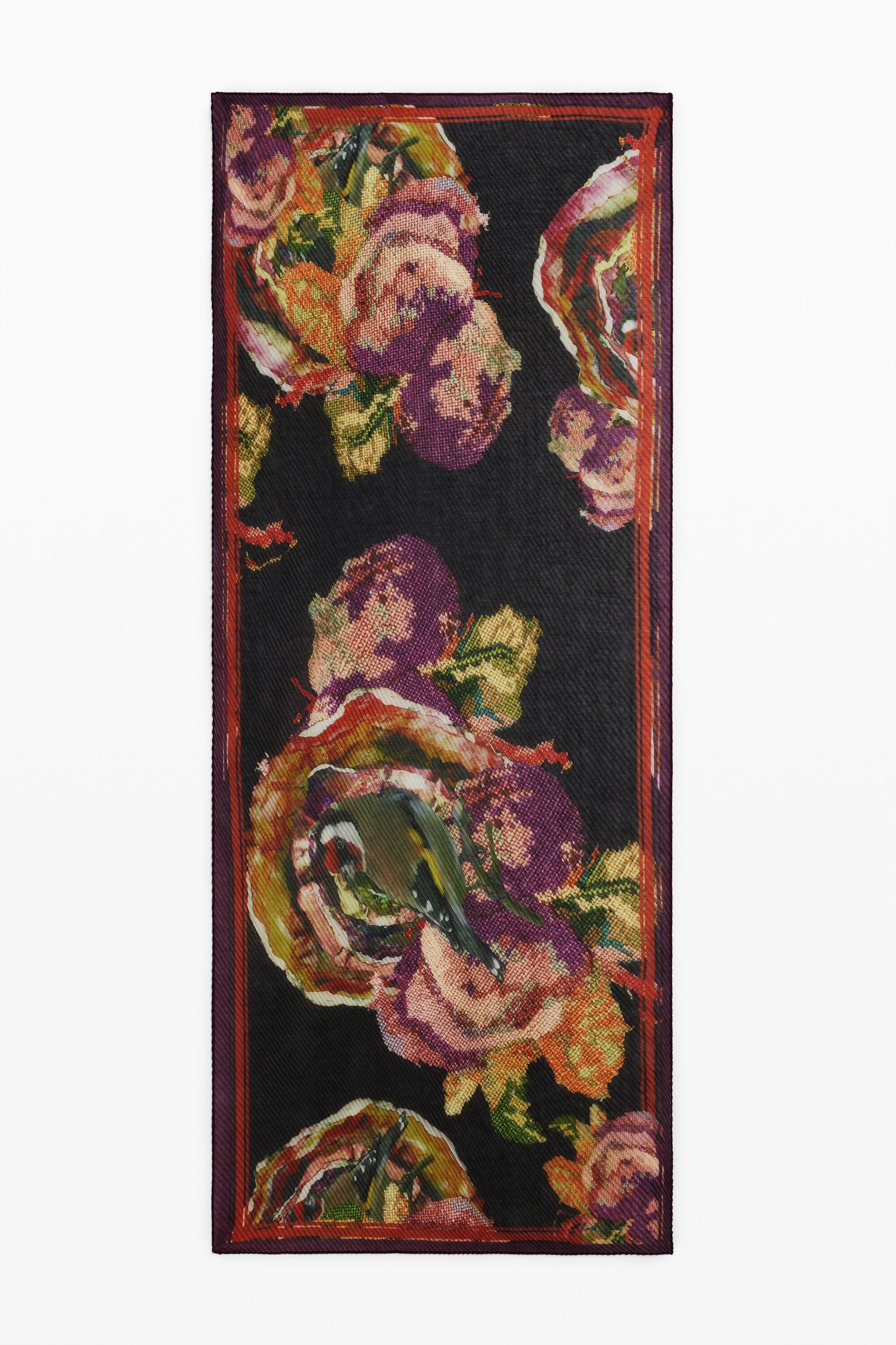 Pañuelo de seda "Desigual" diseñado por Mr. Christian Lacroix